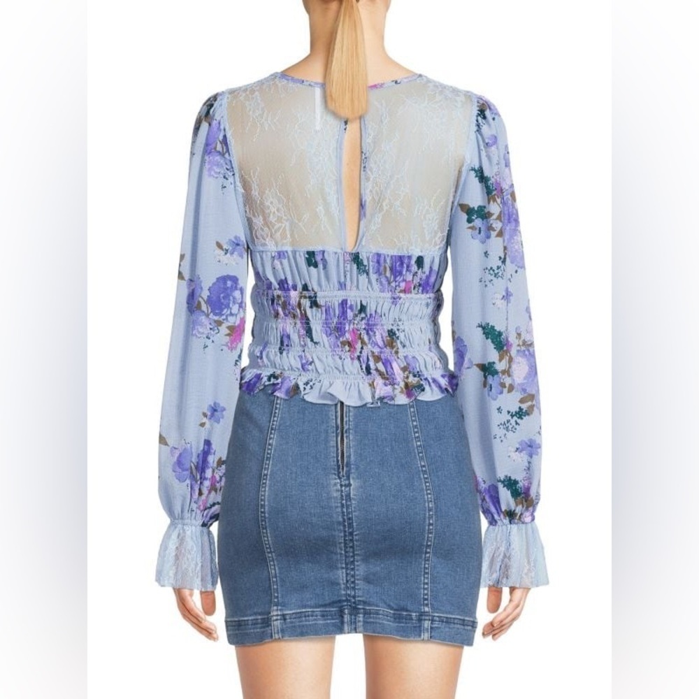 🎉HOST PICK🎉FREE PEOPLE Daphne Floral & Lace Peasant Top, Medium, NWT - Picture 2 of 12